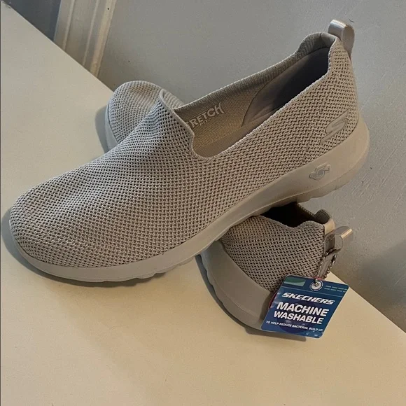 Women's Sketchers Air Cooled Stretch Fit Goga Mat Light Gray Slip-On Sneakers - Picture 1 of 7